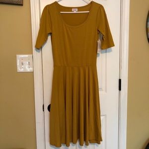 NWT Lularoe Nicole - Small Mustard/Golden